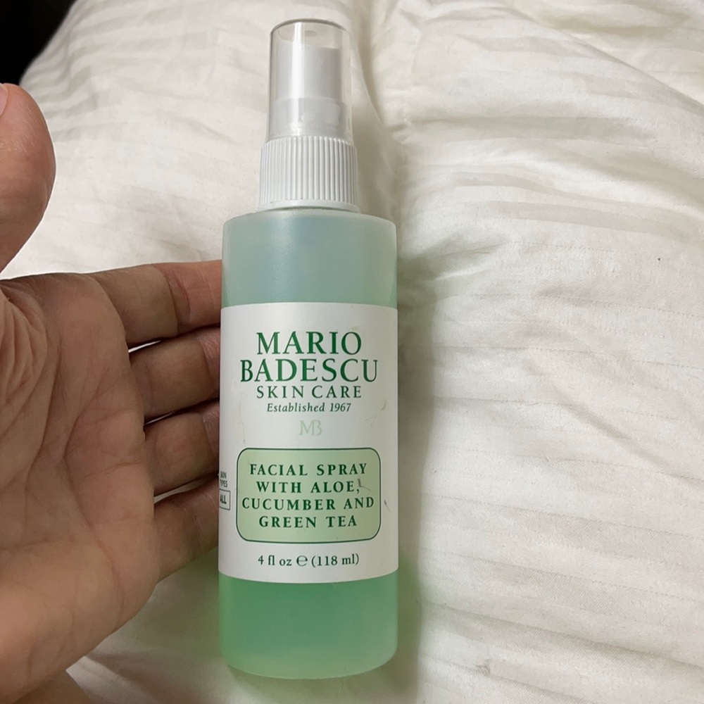 Mario Badescu facial spray w/ aloe, green tea